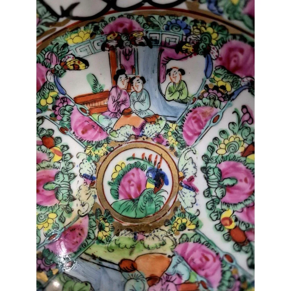 Vintage Rose Famille Medallion  6